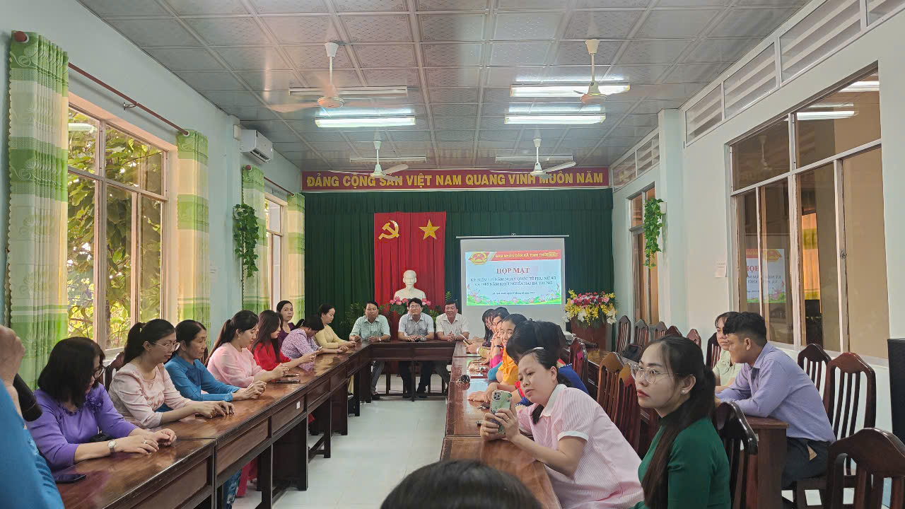 TỔ CHỨC HỌP MẶT 115 NĂM NGÀY 8/3 VÀ 1985 KHỞI NGHĨA 2 BÀ TRƯNG